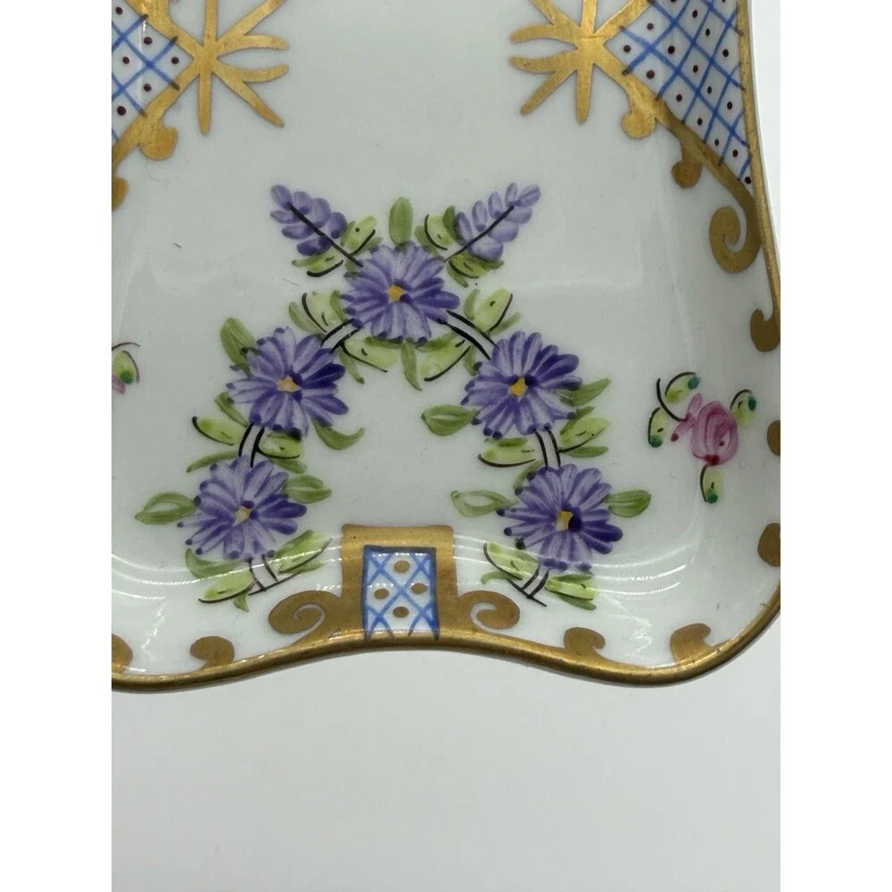 Limoges France Porcelain Hand Painted Floral Pattern Tray/dish 5”x3”